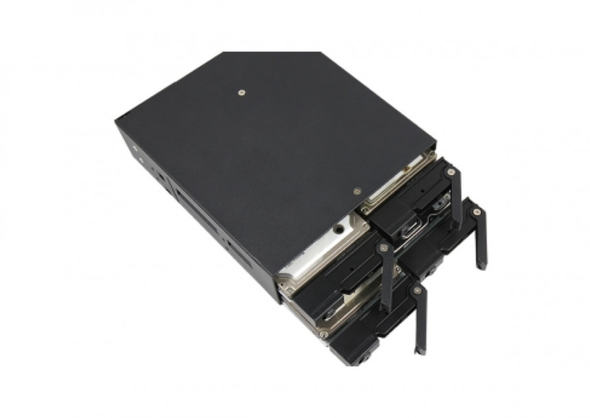 CMR-425 4 x 2.5" SATA crna fioka za hard disk